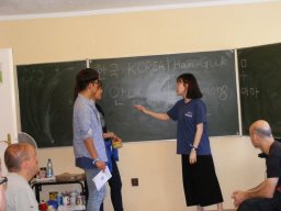 Wizyta międzynarodowej grupy młodzieży w Domu Pomocy Społecznej w Podzamku w ramach ŚDM Kraków 2016r